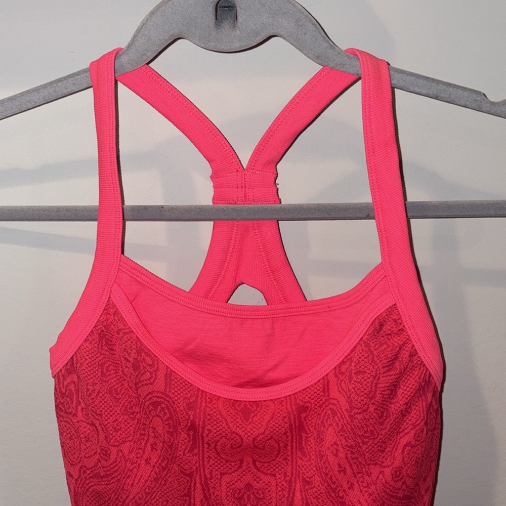 Athleta Seamless Paisley Print Racerback Layered Tank Size XS Bright Pink - Picture 2 of 10